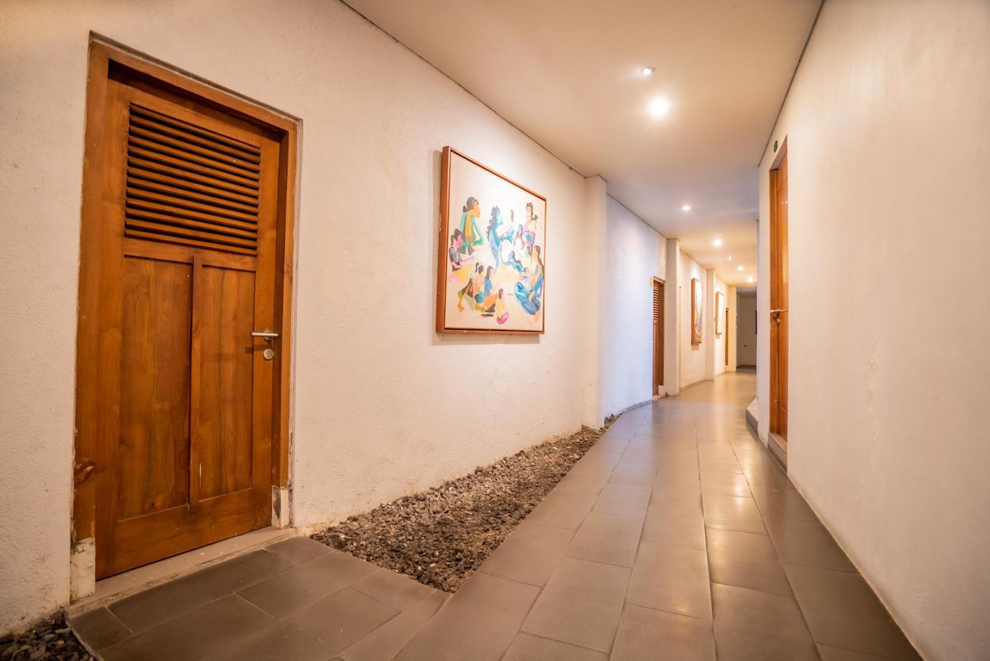 Hotel Blambangan Banyuwangi  Exterior photo