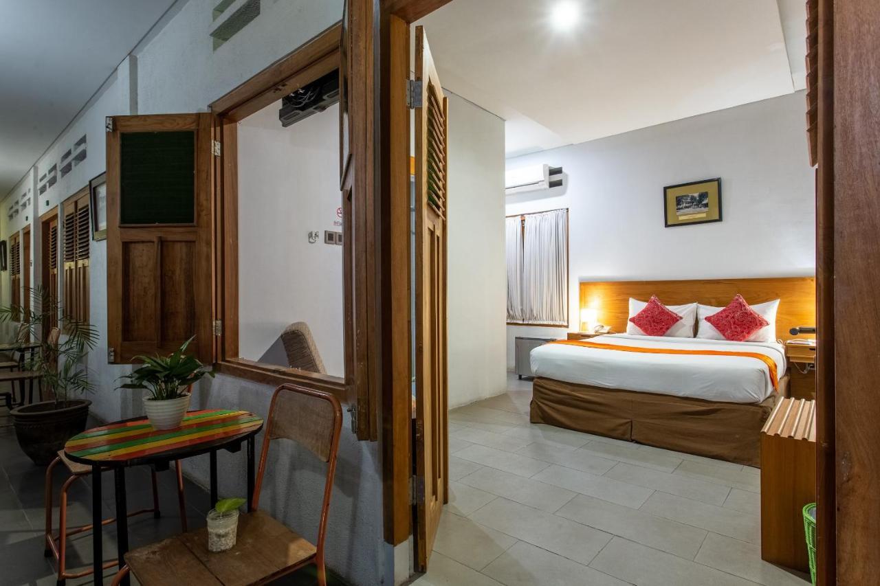 Hotel Blambangan Banyuwangi  Exterior photo